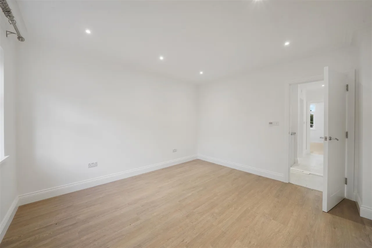 Shelley Gardens, North Wembley, HA0, photo 8