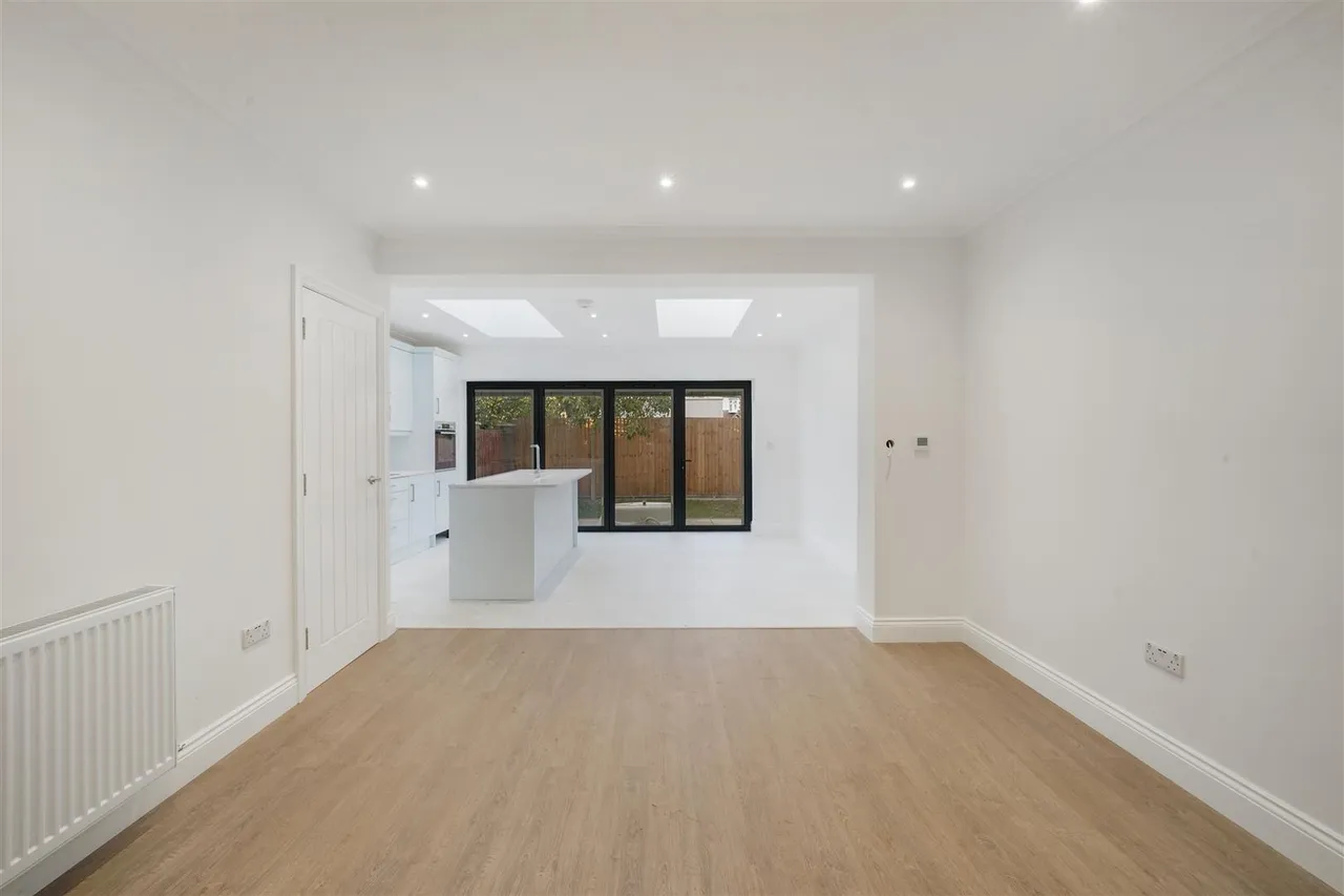 Shelley Gardens, North Wembley, HA0, photo 2