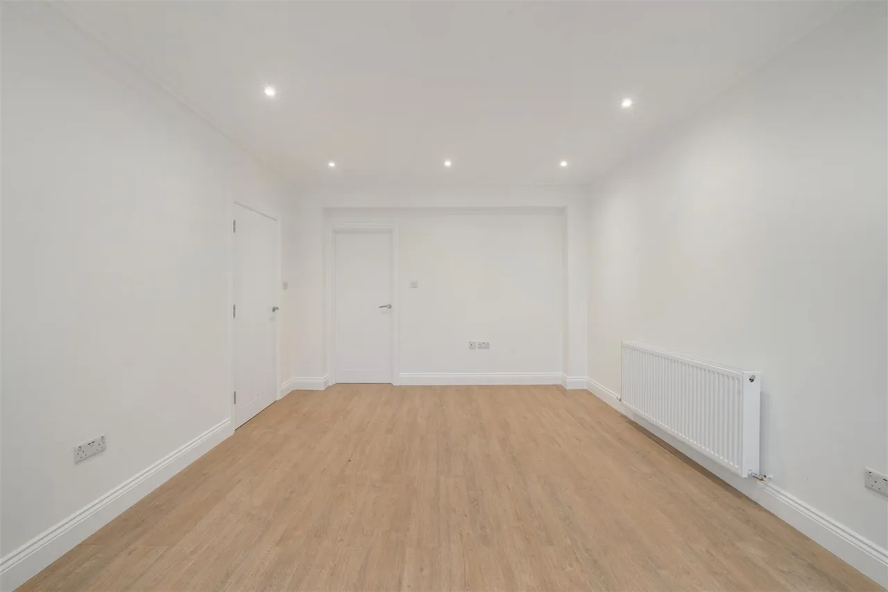 Shelley Gardens, North Wembley, HA0, photo 6