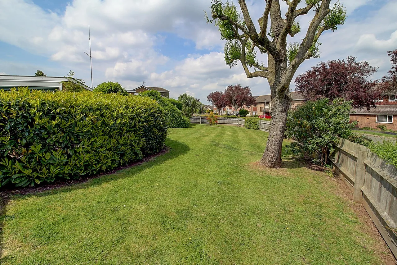Langdale Drive, Nuneaton, CV11, photo 28