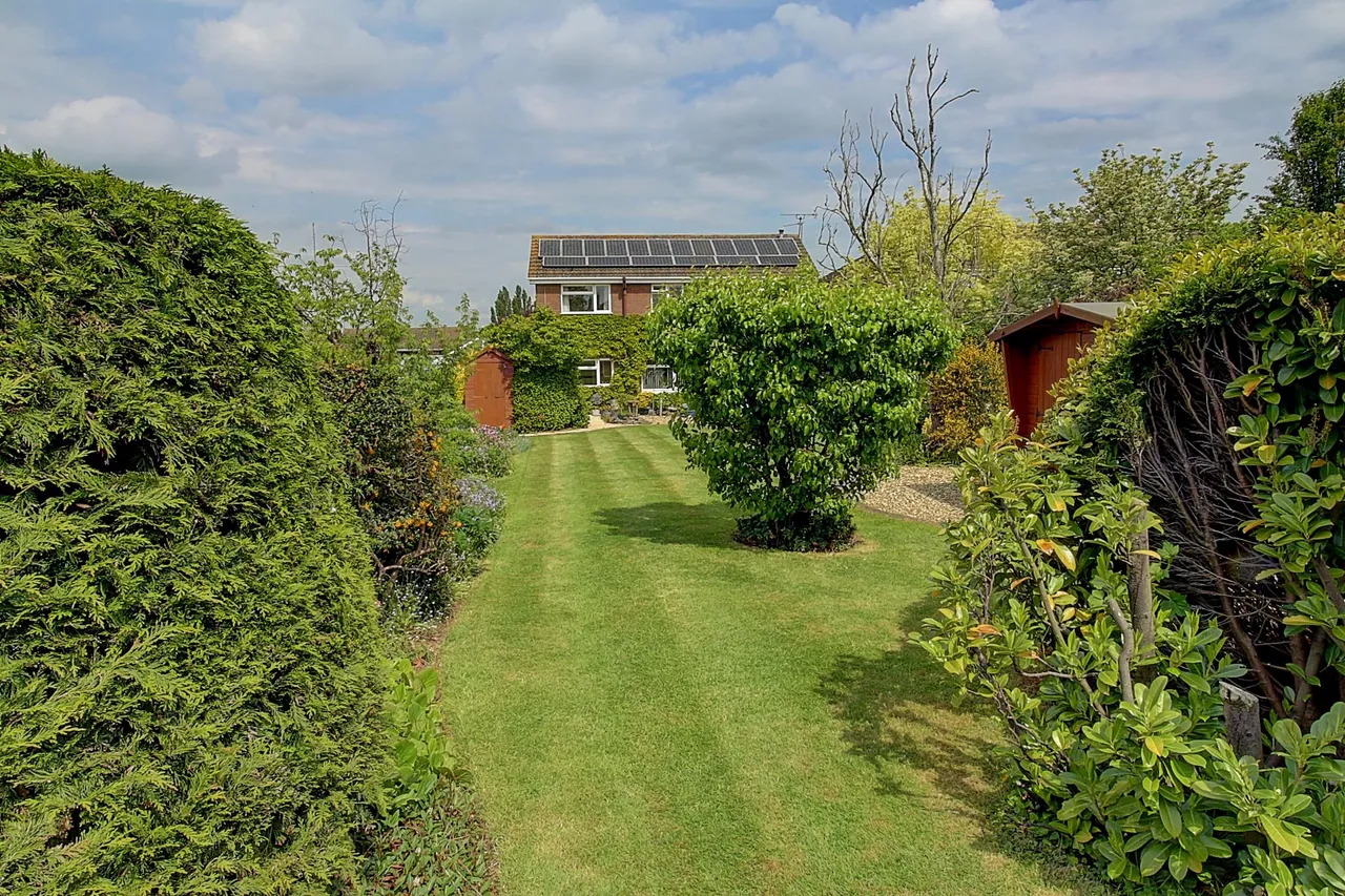 Langdale Drive, Nuneaton, CV11, photo 4