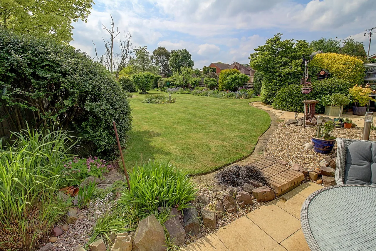 Langdale Drive, Nuneaton, CV11, photo 21