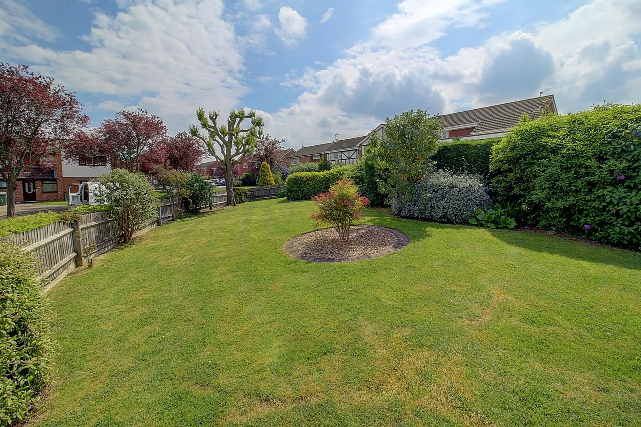 Langdale Drive, Nuneaton, CV11, photo 30
