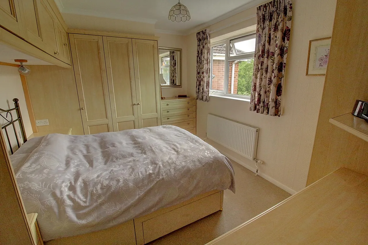 Langdale Drive, Nuneaton, CV11, photo 14