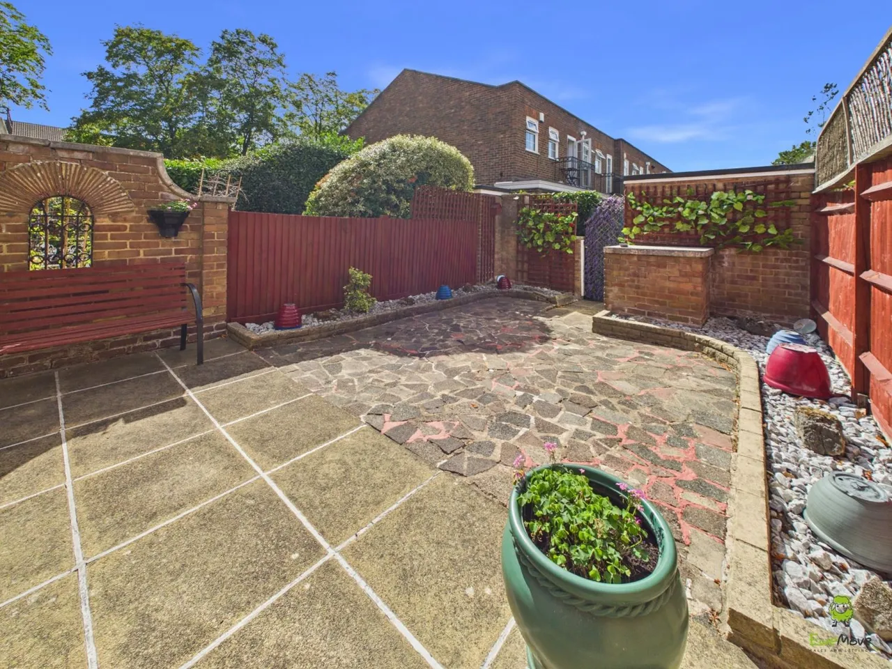 Adams Square, Bexleyheath, DA6, photo 2