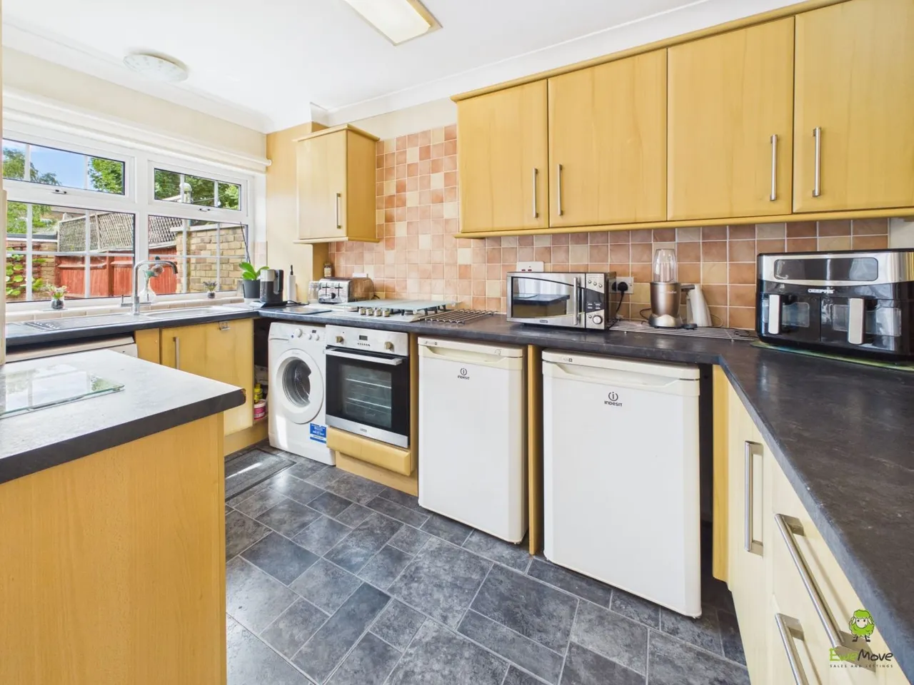 Adams Square, Bexleyheath, DA6, photo 8