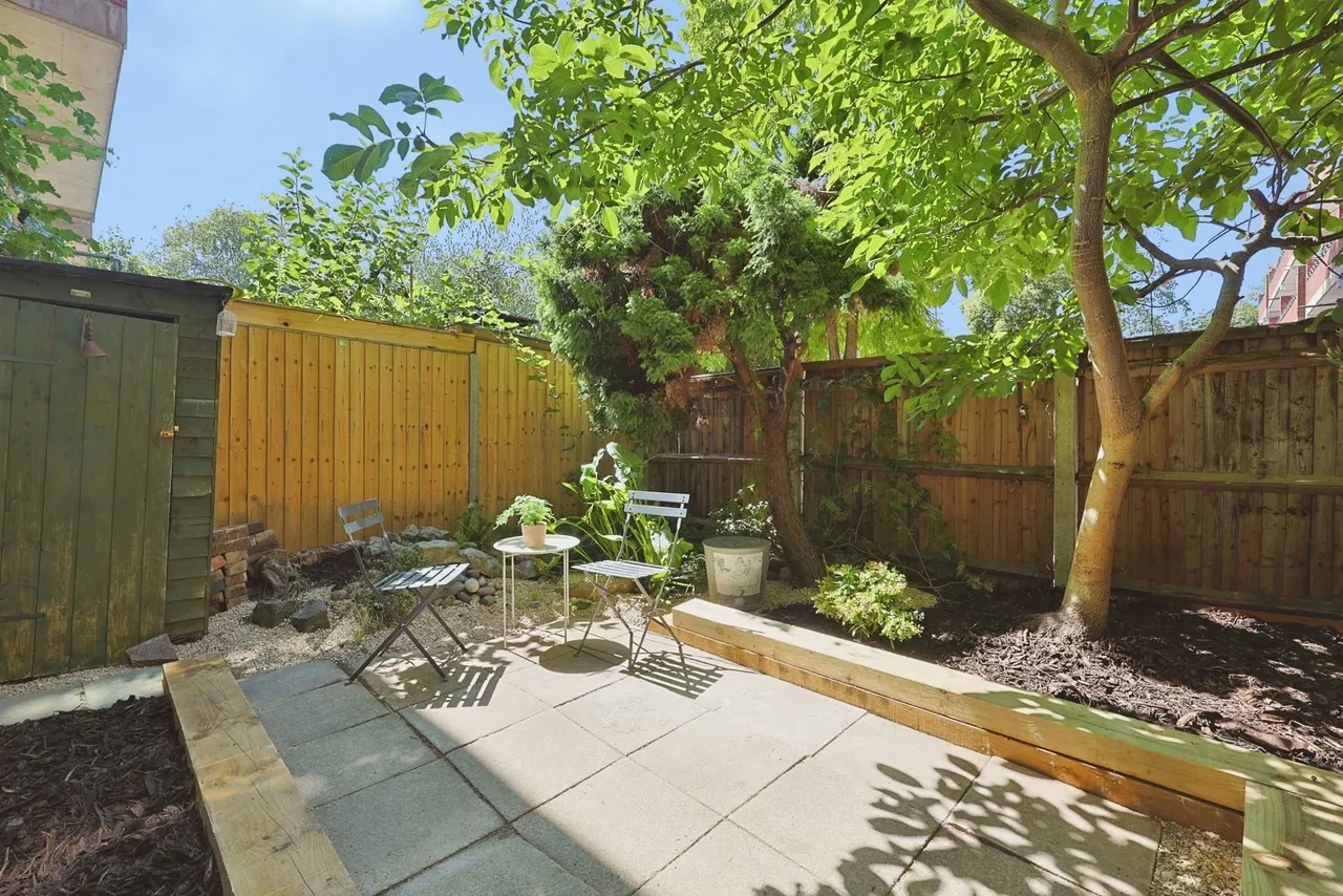 Bullen Street, London, SW11, photo 14