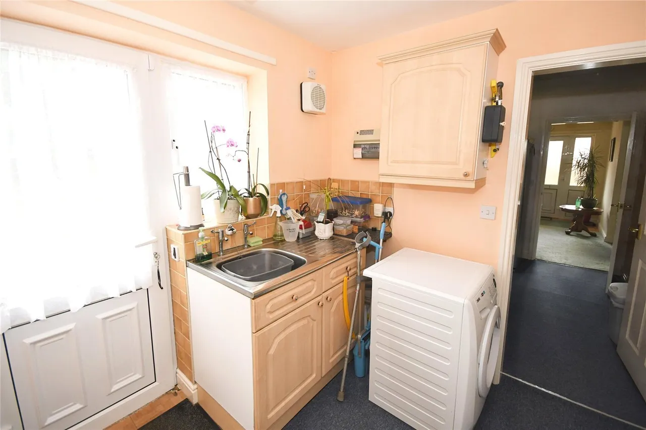 Saxilby Road, Lincoln, Lincolnshire, LN1, photo 14