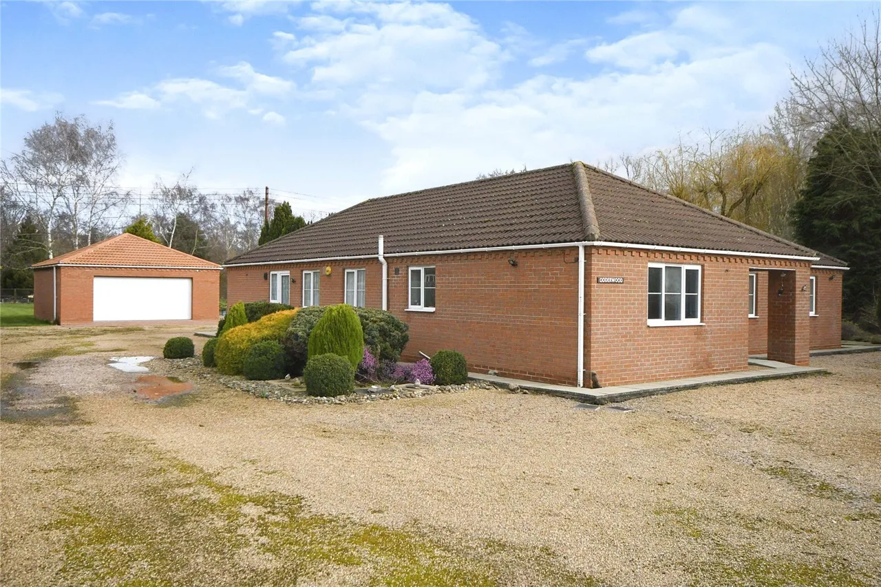 Saxilby Road, Lincoln, Lincolnshire, LN1, photo 12