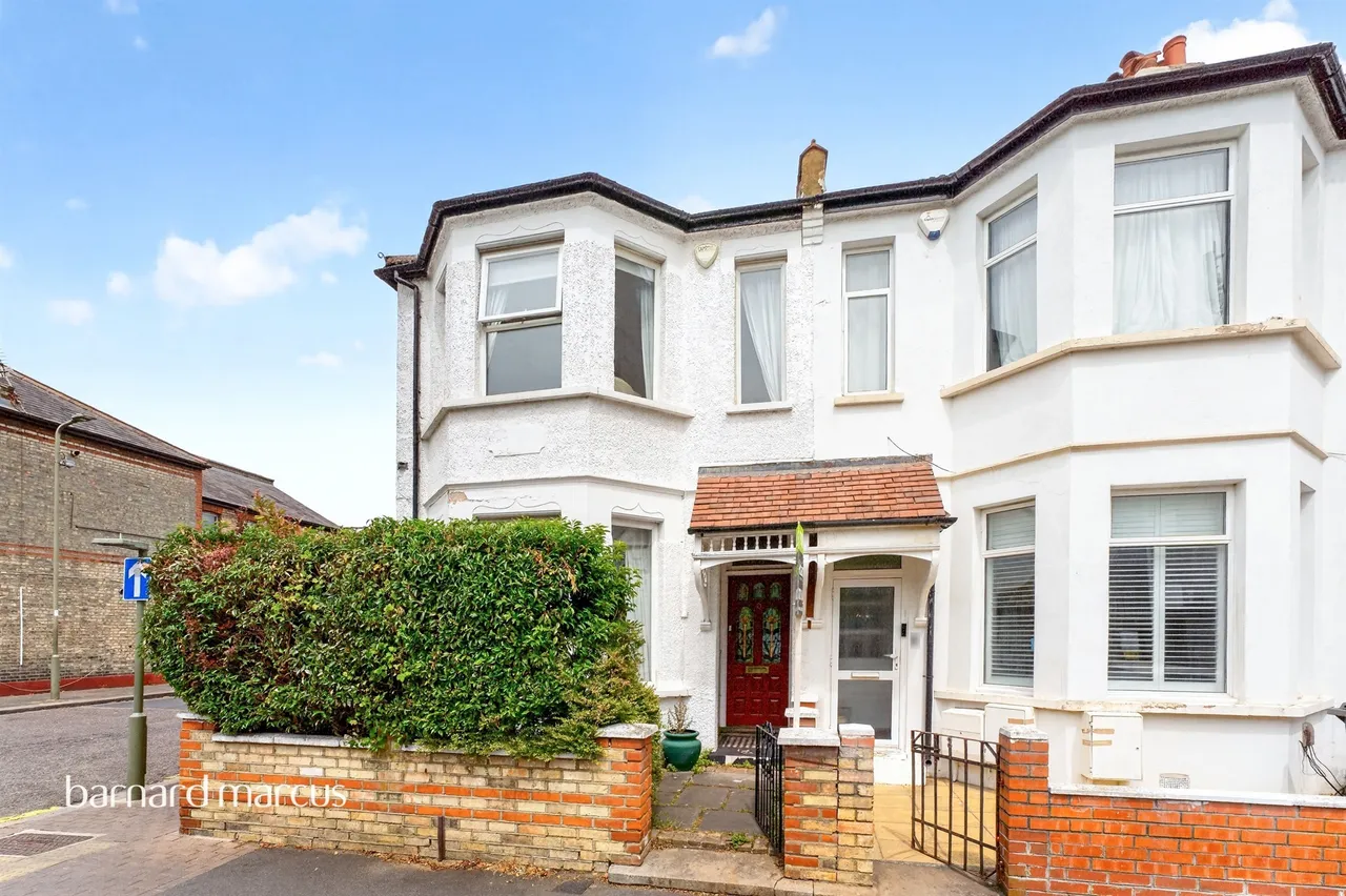 4 bed house for sale — Nether Street, London