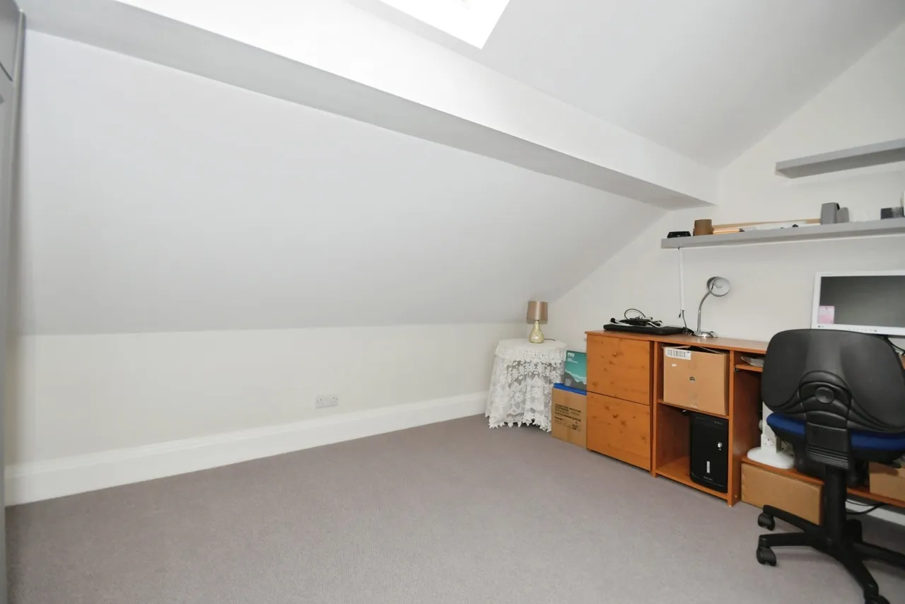 Central Drive, Buxton, Derbyshire, SK17, photo 14
