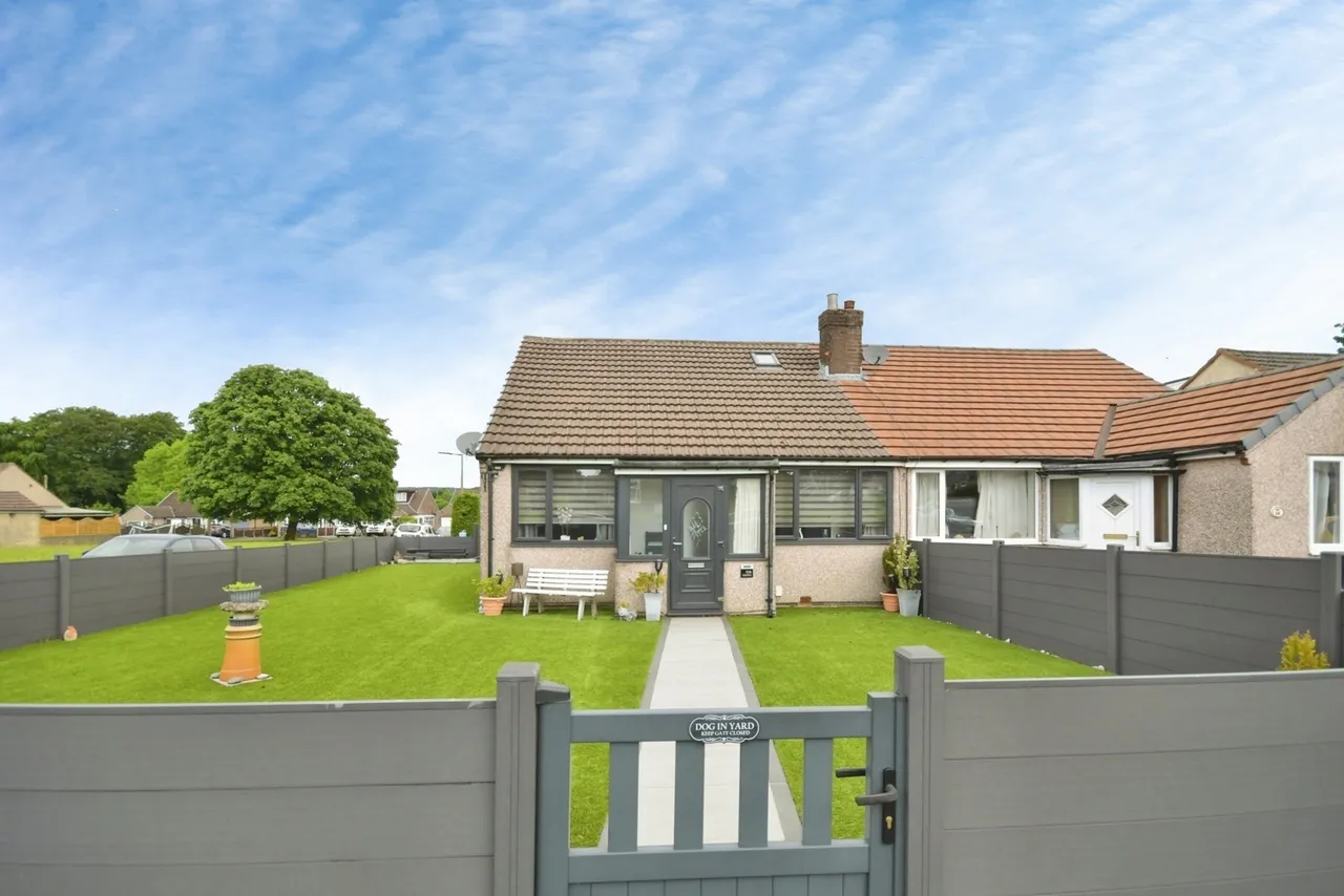 Central Drive, Buxton, Derbyshire, SK17, photo 18