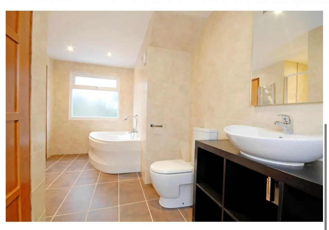 Highview Gardens, Edgware, HA8, photo 4