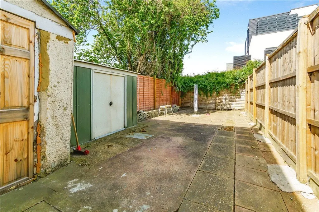 Lucerne Road, Thornton Heath, CR7, photo 13