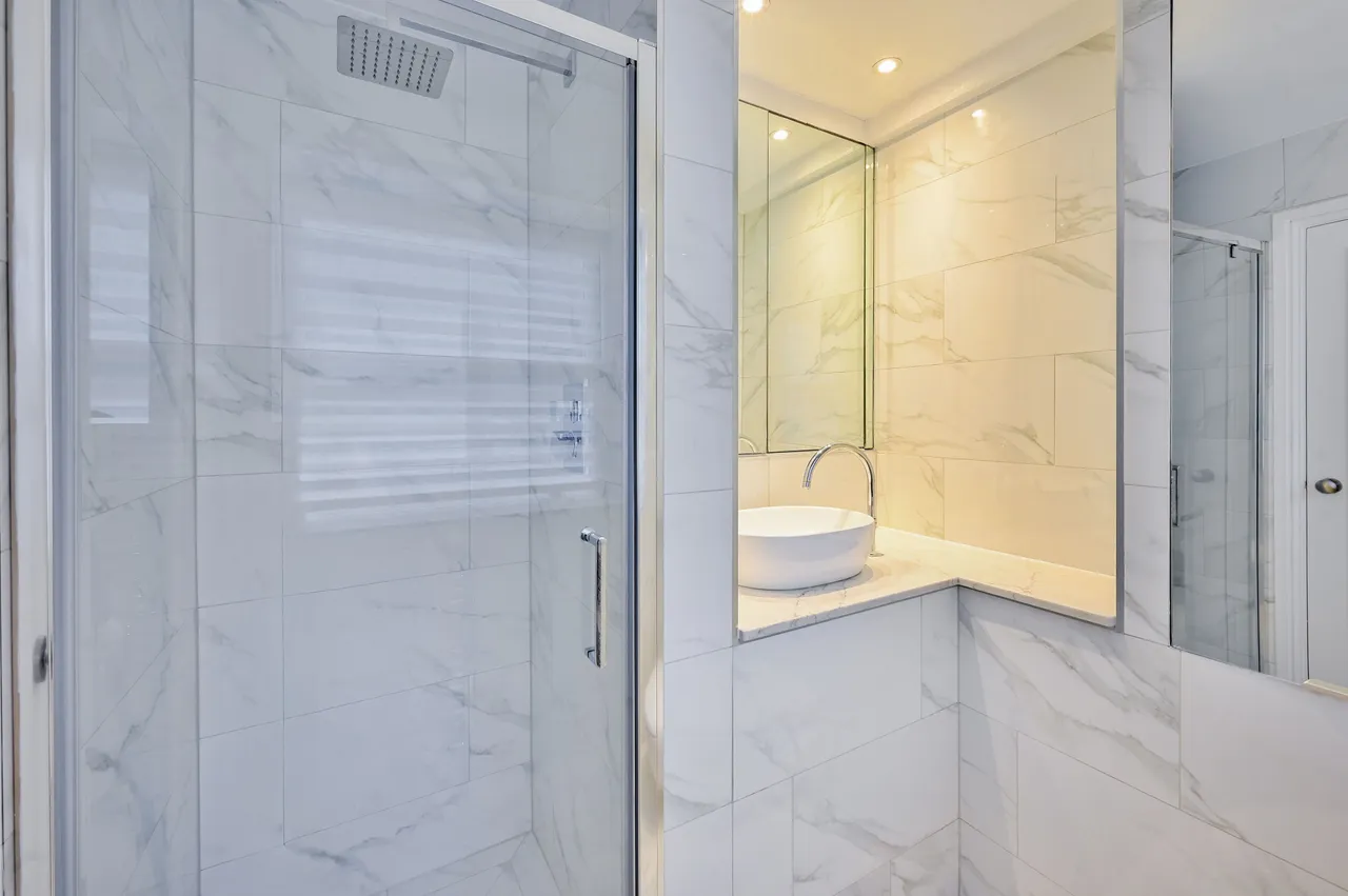 Flat 2, 16 Monmouth Road, London, photo 4