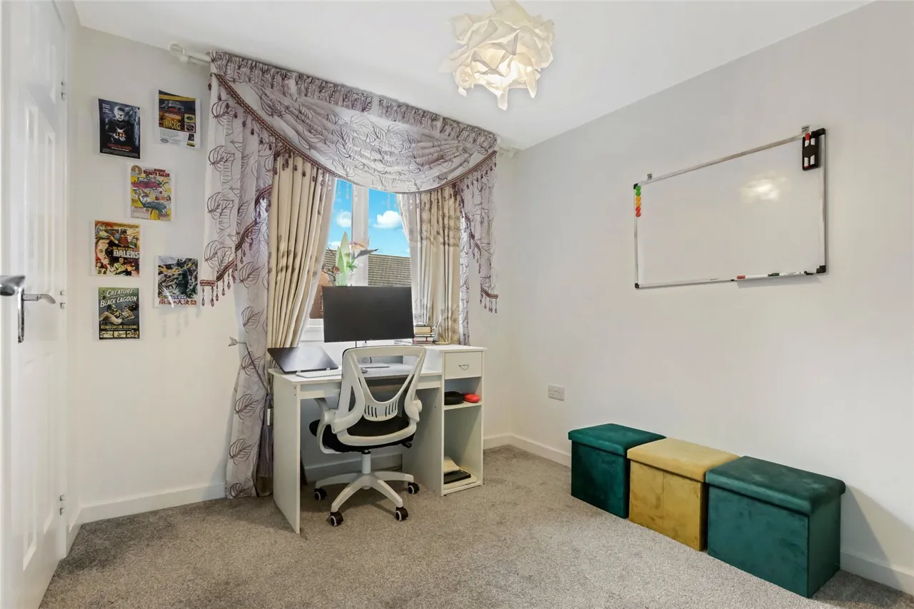 McGregor Crescent, Whitburn, Bathgate, West Lothian, EH47, photo 15