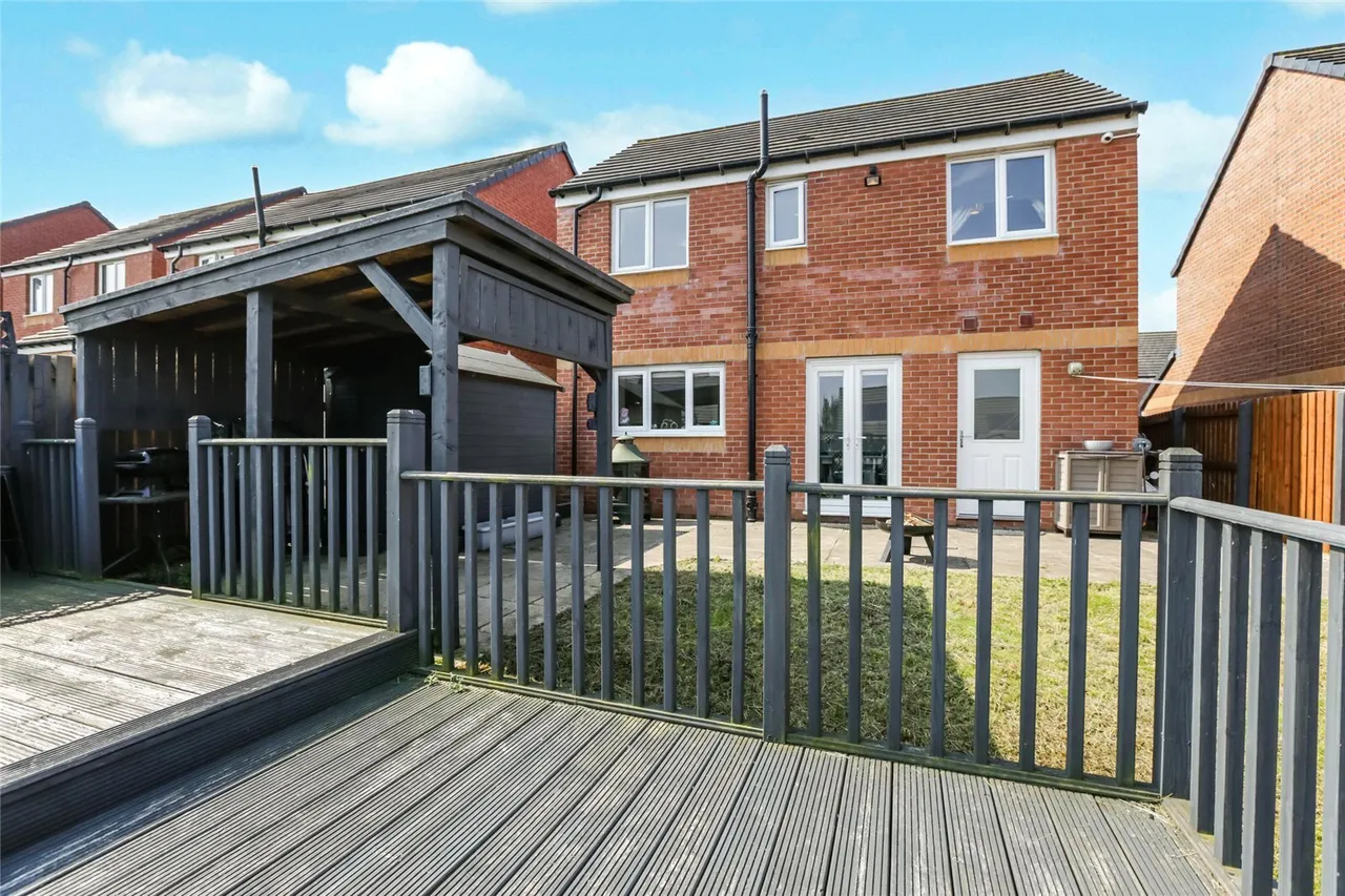 McGregor Crescent, Whitburn, Bathgate, West Lothian, EH47, photo 2