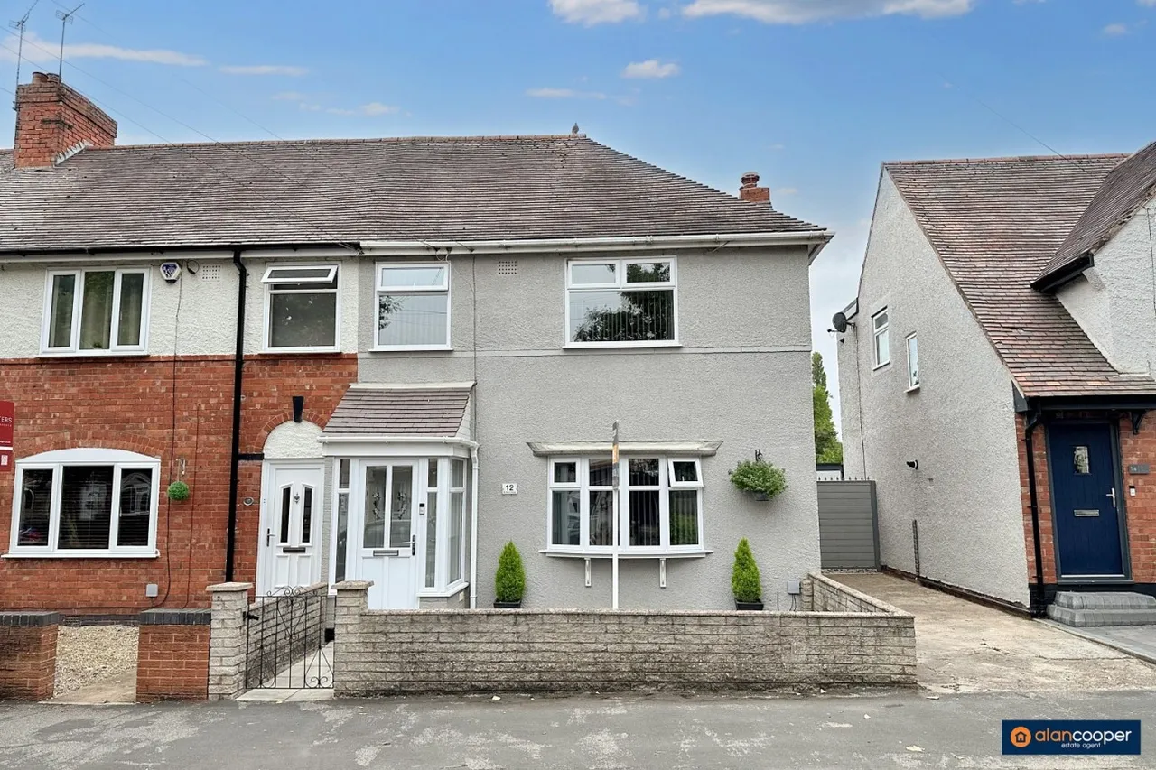 3 bed house for sale, St. Pauls Road, Stockingford, CV10