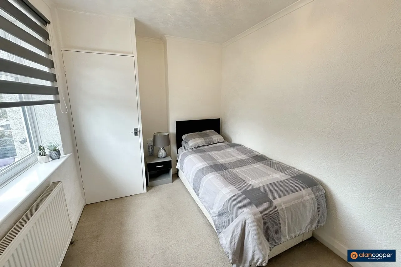 St. Pauls Road, Stockingford, CV10, photo 14