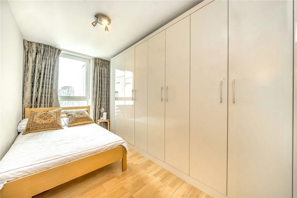 Bridge House, London, photo 8
