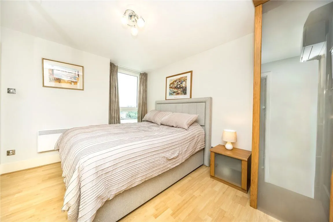Bridge House, London, photo 6