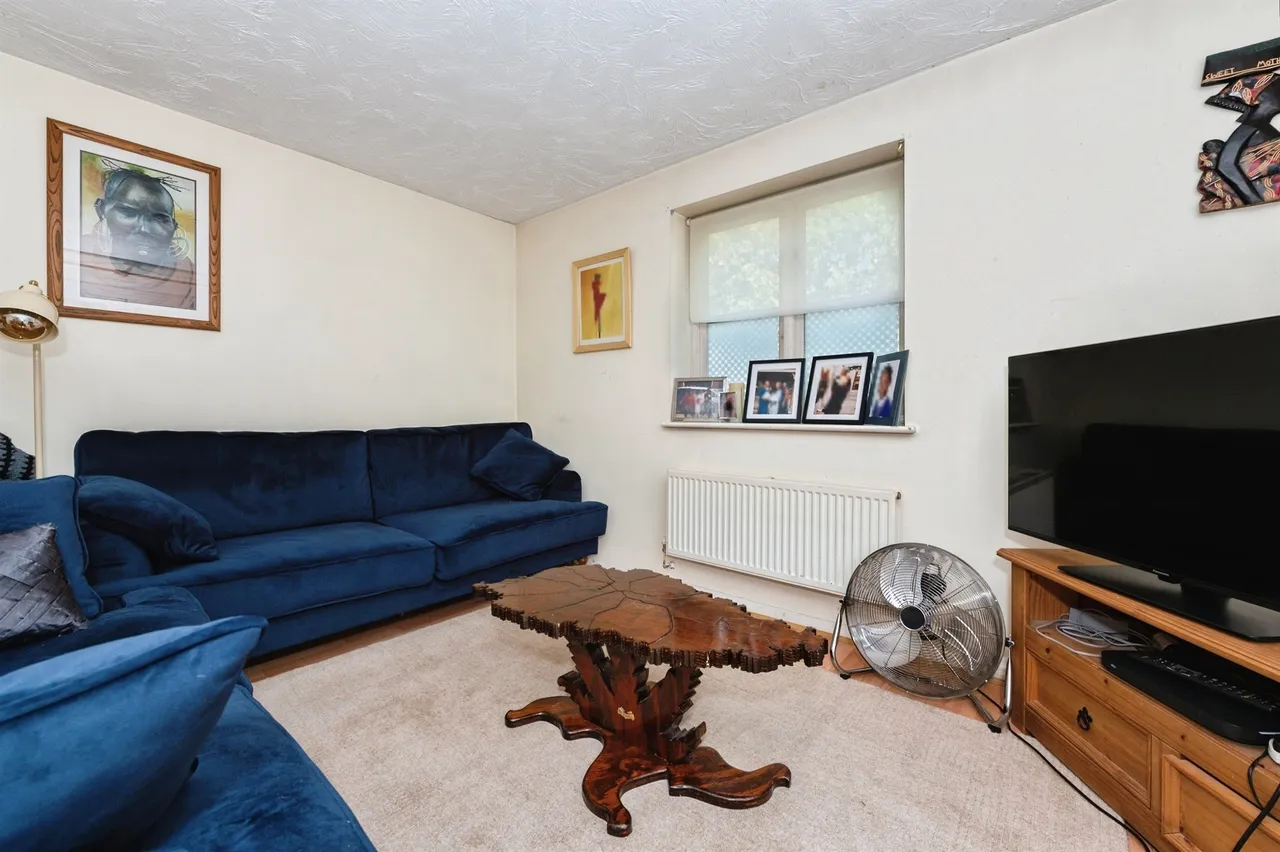 Newburgh Road, Grays, RM17, photo 6