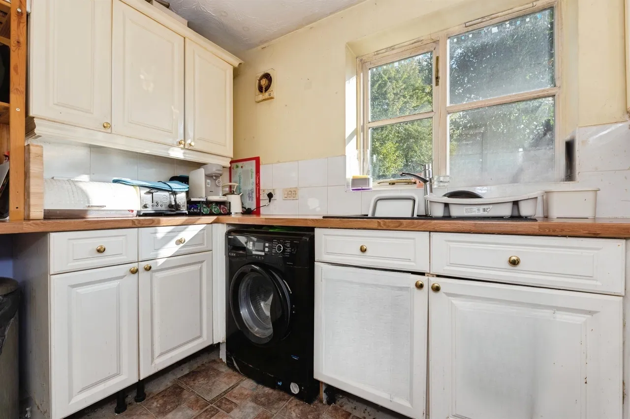 Newburgh Road, Grays, RM17, photo 4