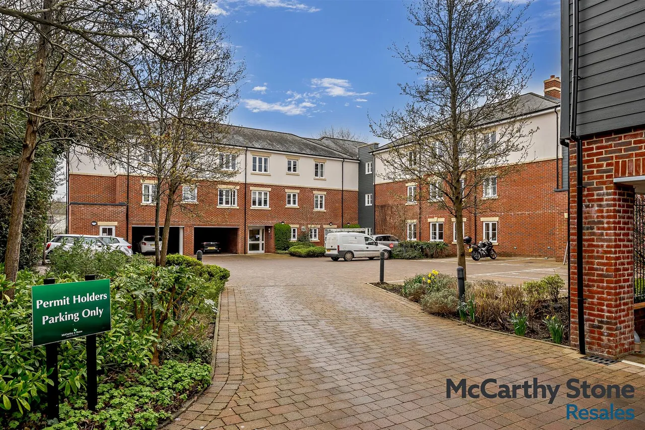 High Street, Cranbrook, TN17, photo 21