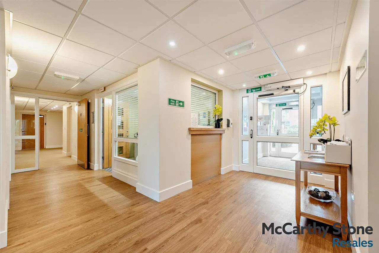 High Street, Cranbrook, TN17, photo 18