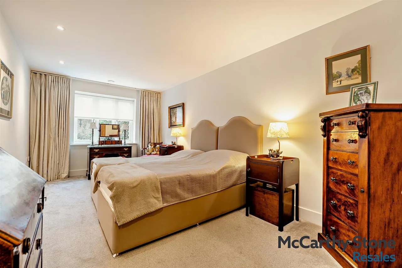 High Street, Cranbrook, TN17, photo 8