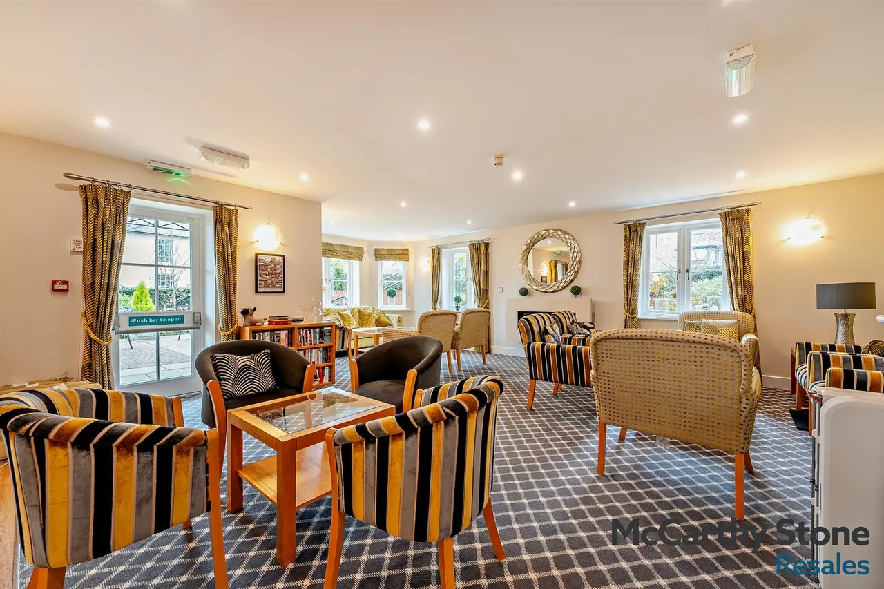 High Street, Cranbrook, TN17, photo 15