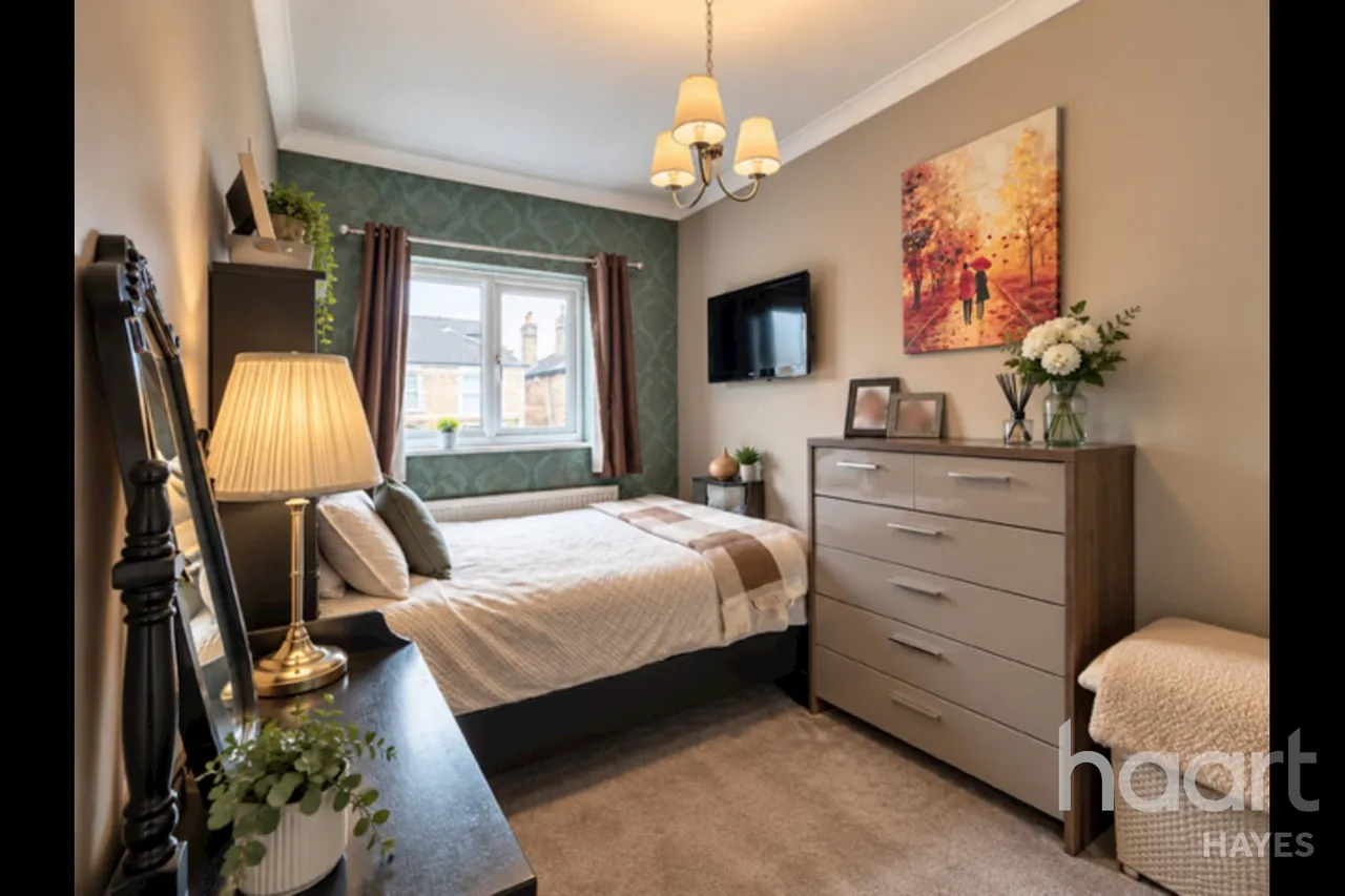 Edgar Road, West Drayton, UB7, photo 13