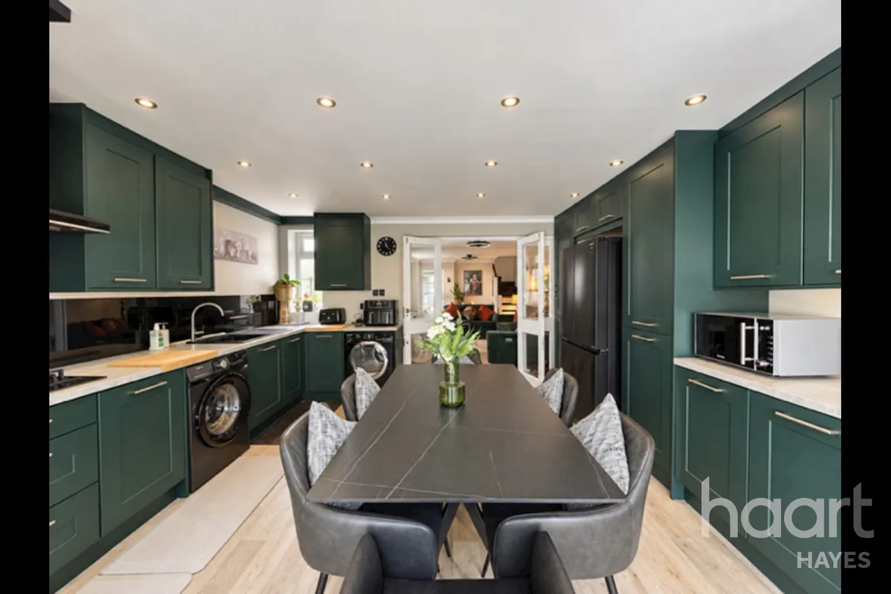 Edgar Road, West Drayton, UB7, photo 9