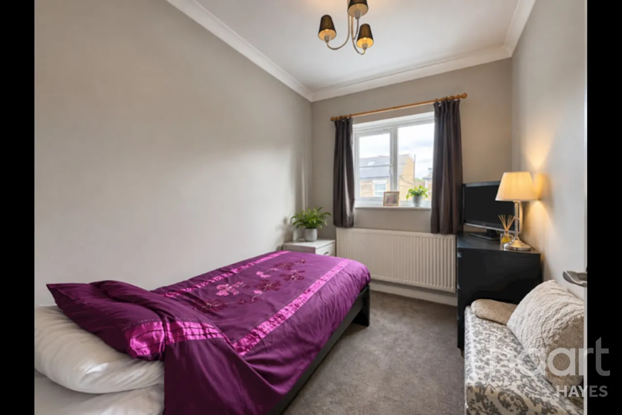 Edgar Road, West Drayton, UB7, photo 14