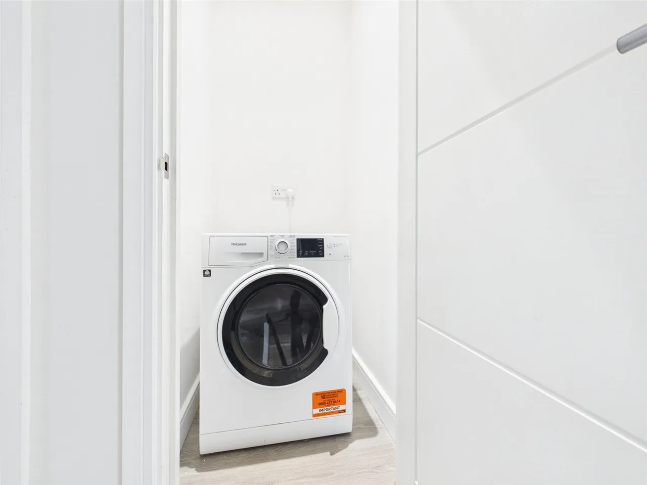 New Road, Rainham, RM13, photo 7