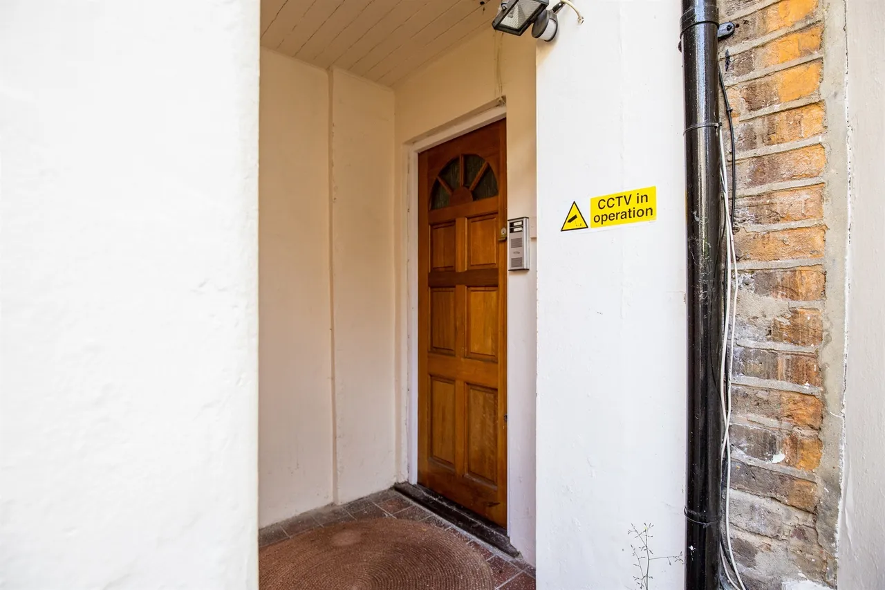 Sinclair Road, London, W14, photo 14