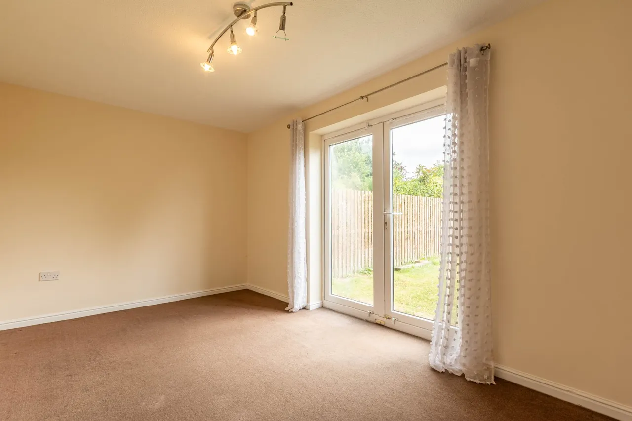 Whitestone Drive, East Morton, BD20, photo 12