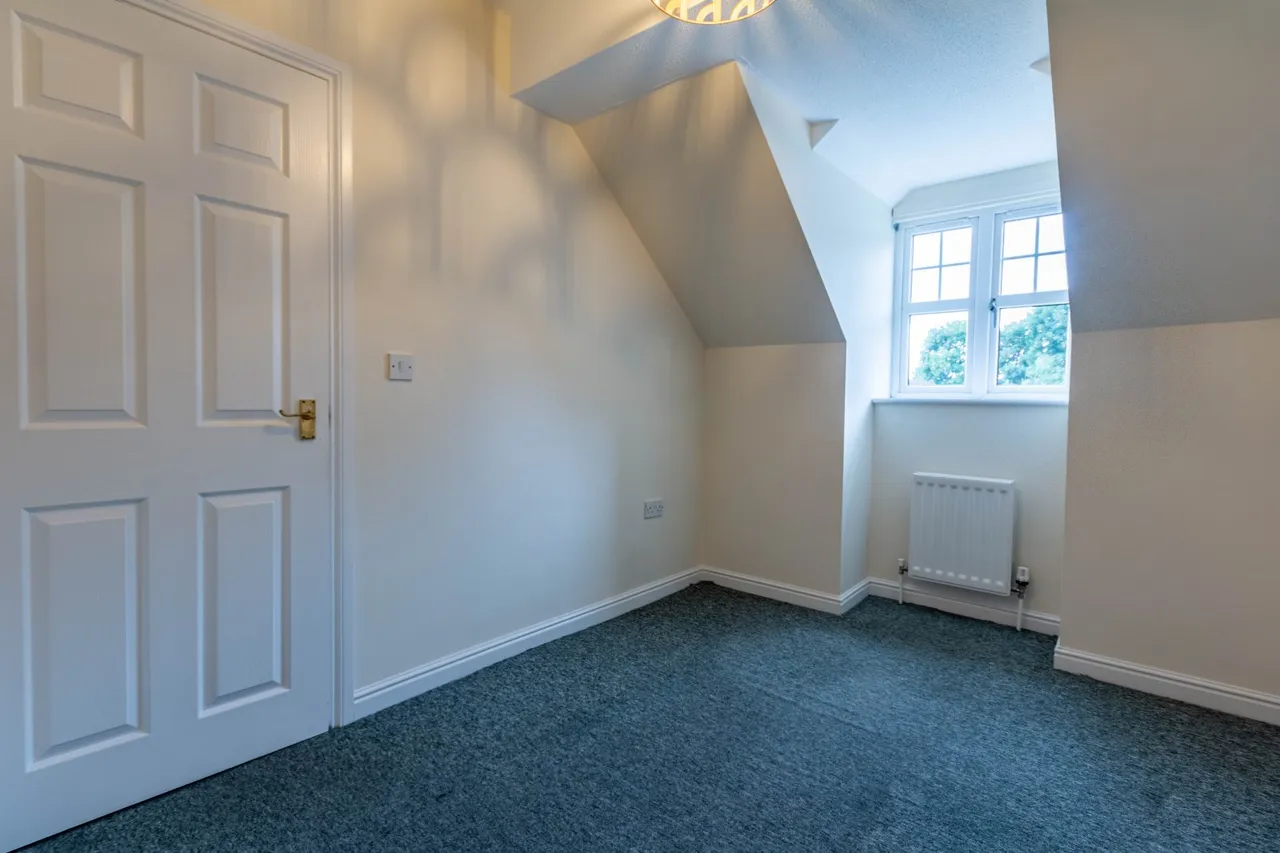 Whitestone Drive, East Morton, BD20, photo 8