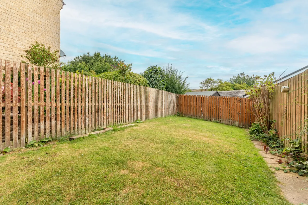 Whitestone Drive, East Morton, BD20, photo 9