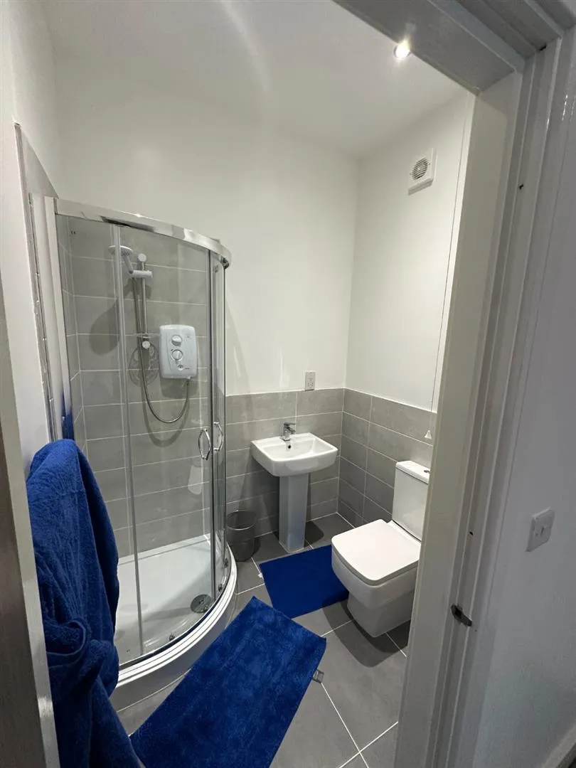 Sunningdale Road, Denton, Manchester, M34 7GP, photo 8