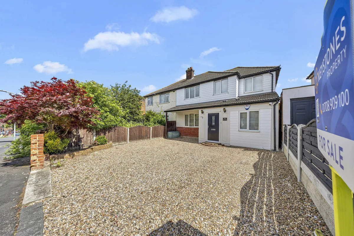 Lawns Way, Collier Row, Romford, RM5 3TD, photo 26