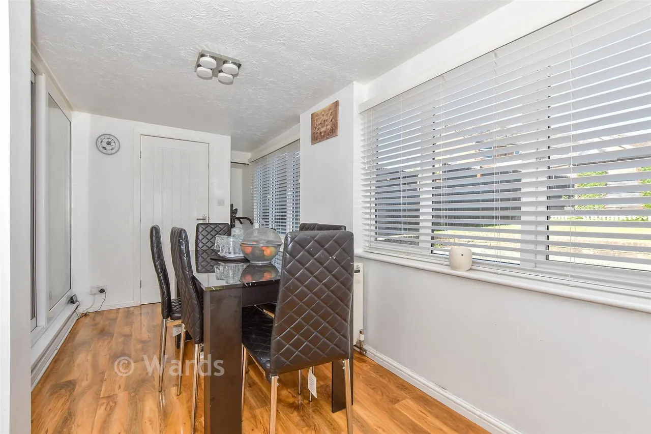 Bybrook Road, Kennington, TN24, photo 10