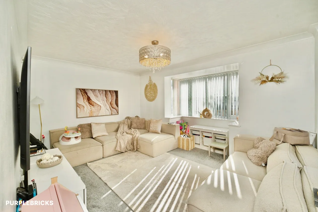 Thornroyd Drive, Bradford, BD4, photo 7