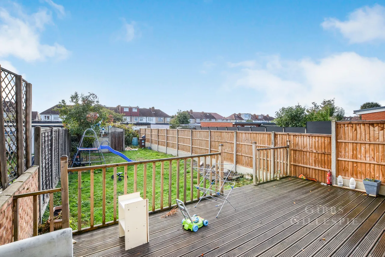 Malvern Avenue, Harrow Fees Apply, HA2, photo 15