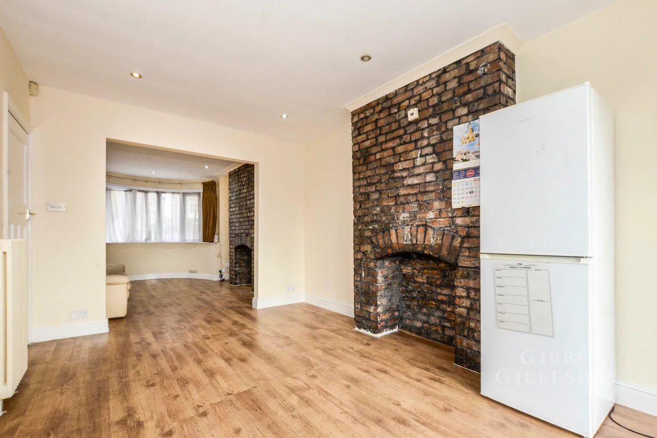 Malvern Avenue, Harrow Fees Apply, HA2, photo 4