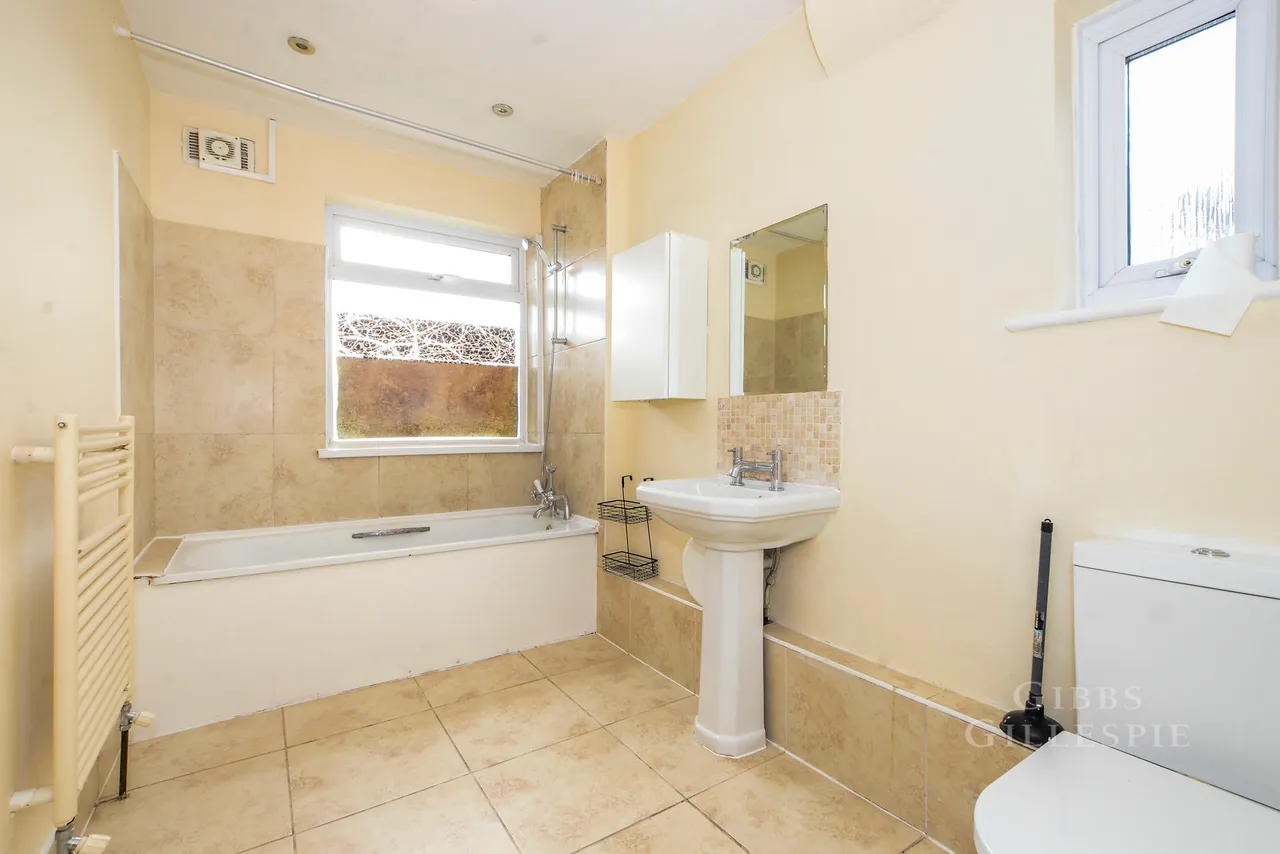 Malvern Avenue, Harrow Fees Apply, HA2, photo 14