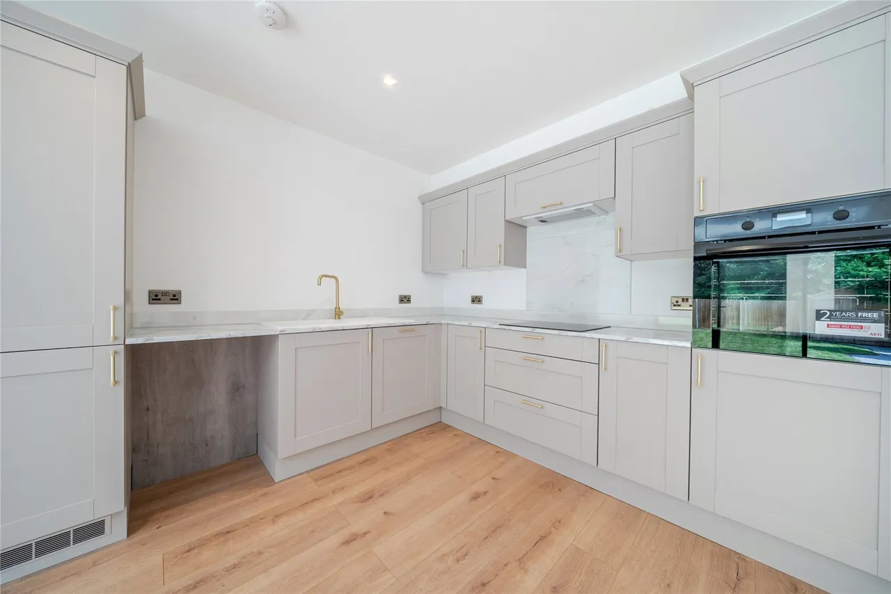 Wyvern Close, Orpington, BR6, photo 11