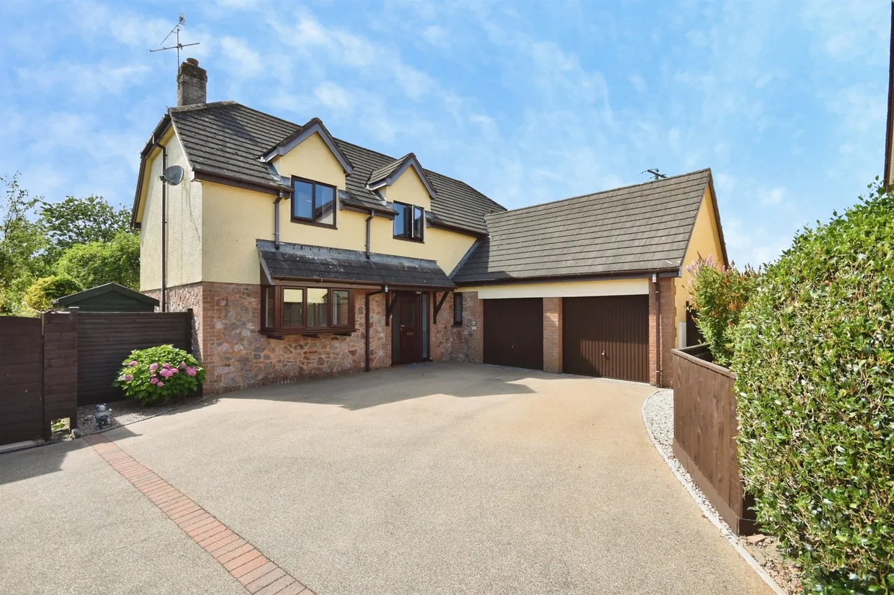 4 bed house for sale, Sawyers Mill, Shillingford, EX16