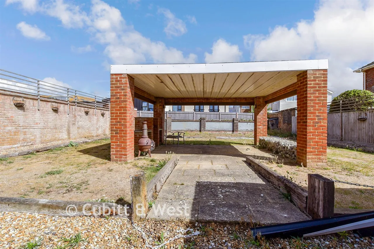 The Esplanade, Telscombe Cliffs, BN10, photo 14