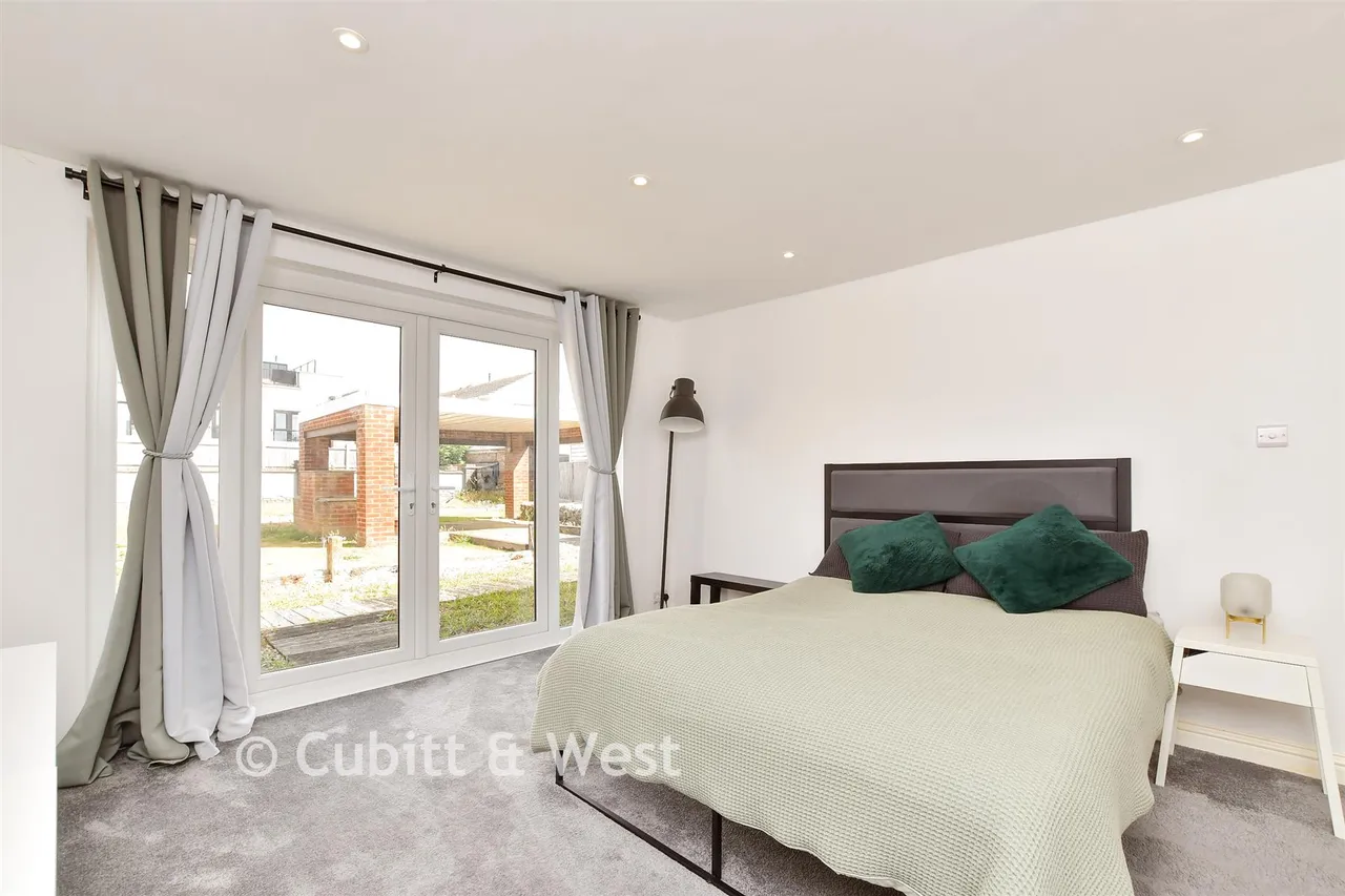 The Esplanade, Telscombe Cliffs, BN10, photo 10